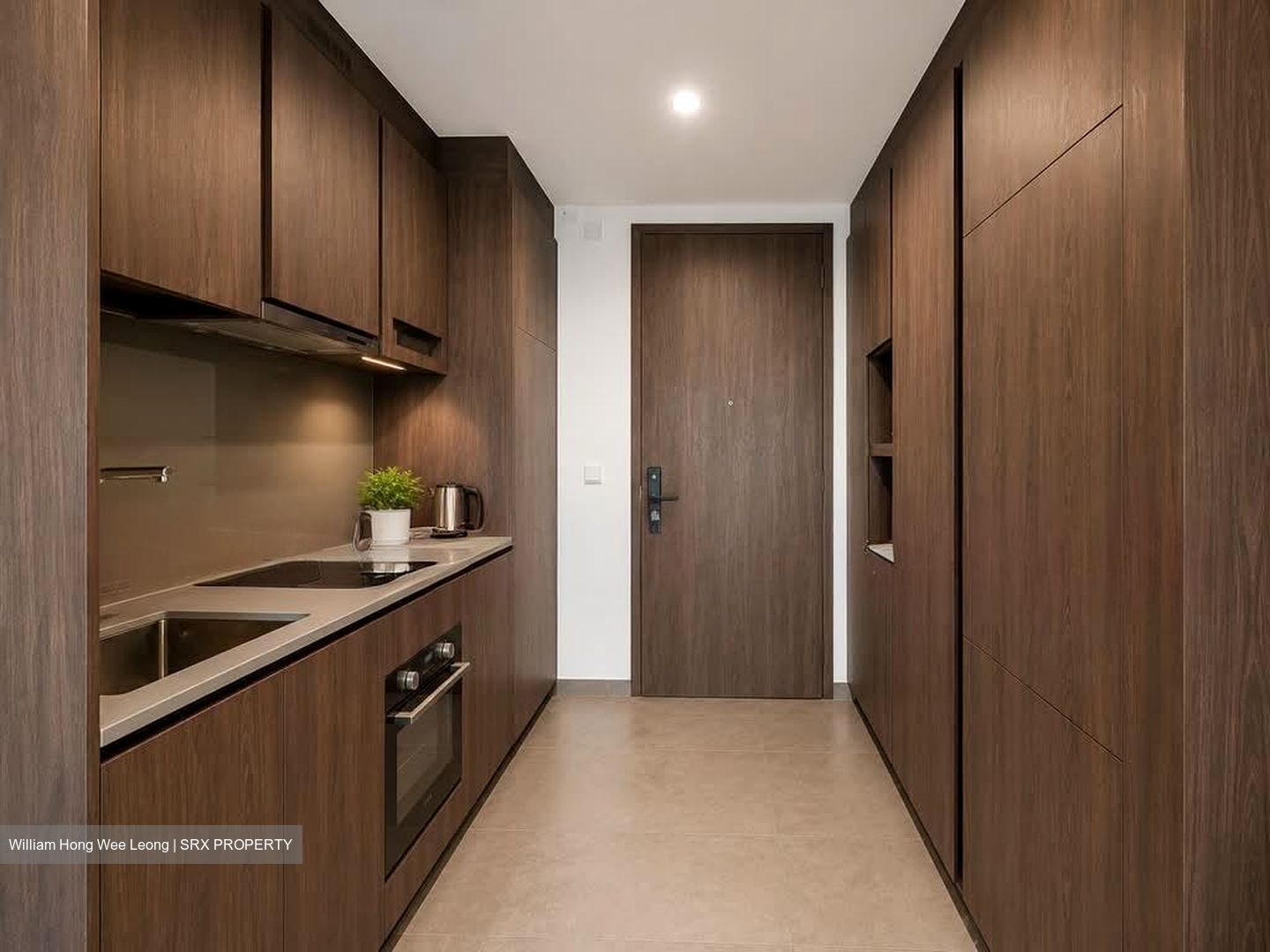 Midtown Modern (D7), Apartment #555855311